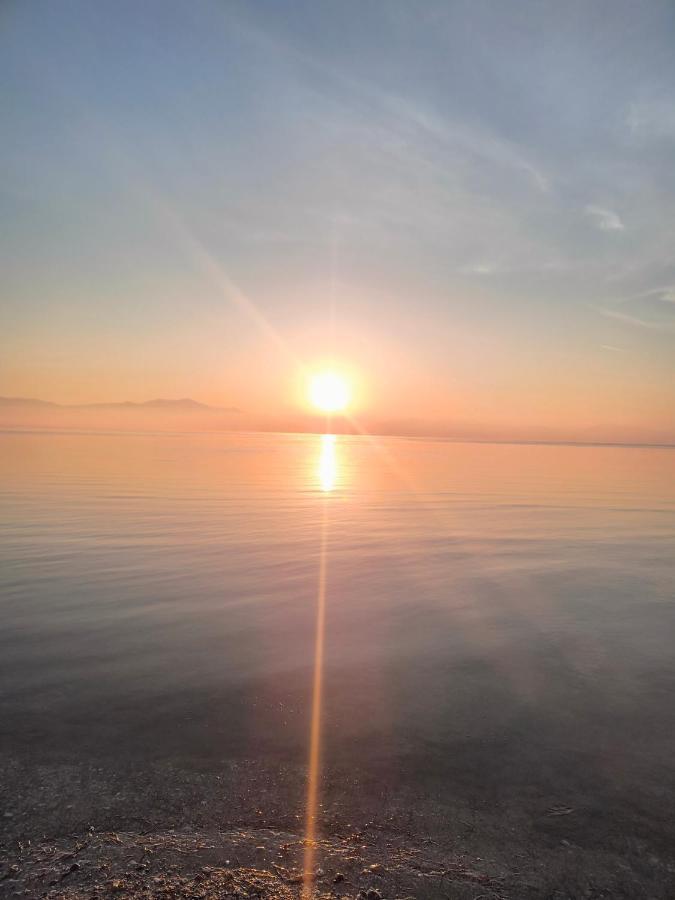 Appartamento Endlesssunrise Míloi Esterno foto